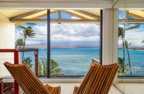 Maalaea Condo | Oceanfront Penthouse with Amazing Views!