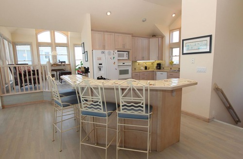 Whalehead Beach House | OCEANFRONT, Pool, Priv Beach Access, Rec Rm, WL945, Sweet Dreams
