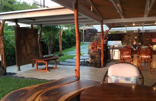 Kailua-Kona House | Oceanfront Private Home, AC, Outdoor Kitchen, Magic Sands, Lymans Bay, Turtles!