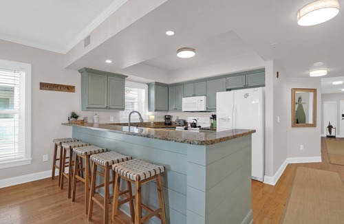 Isle of Palms Condo | Oceanfront, private balcony w/steps to beach & pool, located on main strip - Ocean Palms 103