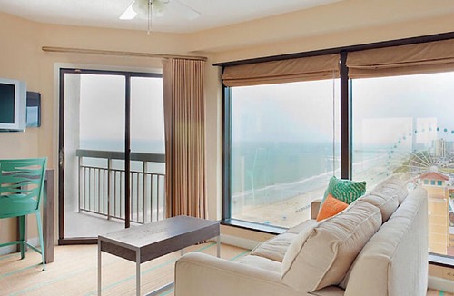 Downtown Myrtle Beach Resort | Oceanfront Resort Sea Glass Tower-1 Bdrm Deluxe (Ocean Front) Sleeps 4