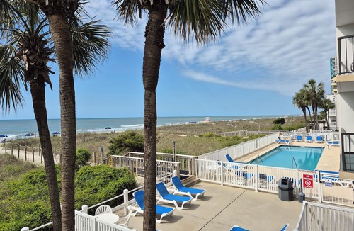 Crescent Beach Condo | Oceanfront Three Bedroom Condo - Crescent Sands in Crescent Beach C1