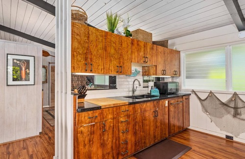 Kahaluu Bay House | Oceanfront Tranquility at Hale Maluhia, Kona Coast
