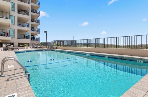 Ash Condo | OCEANFRONT Updated 3 Bedroom, 3 Bathroom Condo w/pool