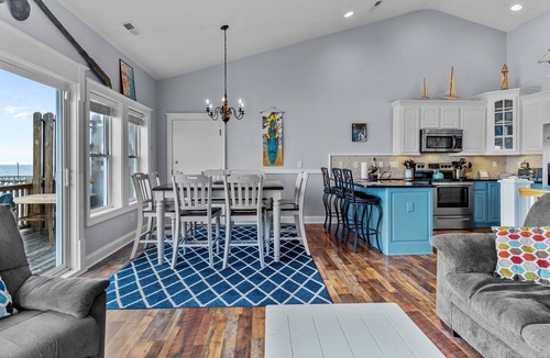 North Topsail Beach House | Oceanfront Gem N Topsail Beach