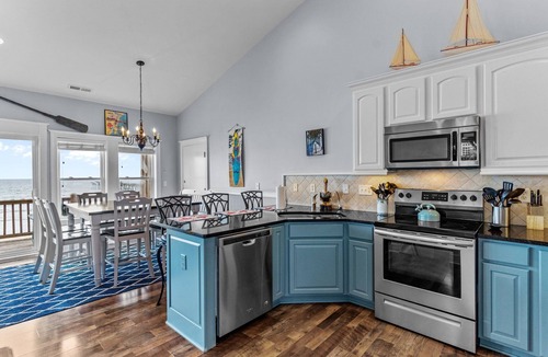 North Topsail Beach House | Oceanfront Gem N Topsail Beach