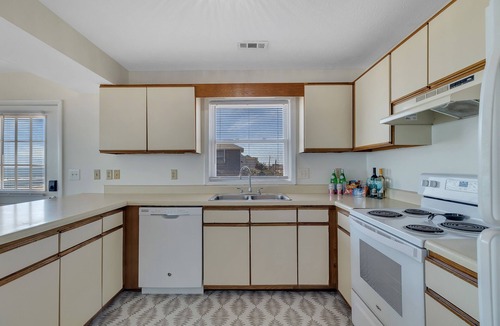 Ocean City Beach House | Oceanfront Beach Home - Sleeps 6-8 - Pet Friendly - Private Beach Access - Deck