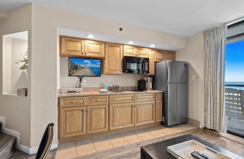 Windy Hill Condo | Oceanfront Views, Pool & Lazy River