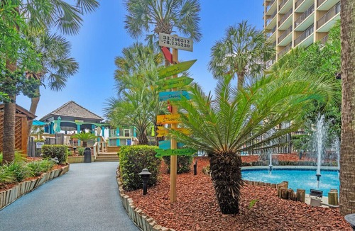 Windy Hill Condo | Oceanfront Views, Pool & Lazy River