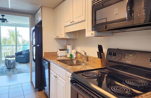 Litchfield by the Sea Condo | Oceanfront w/Lazy River & Pool! Nicely Furnished, 1BR Bridgewater 218