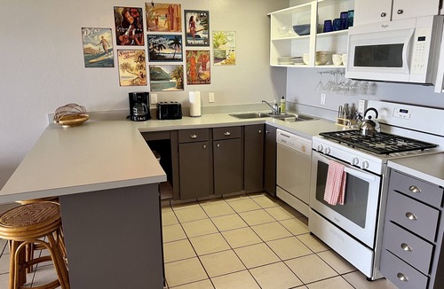 Ualapue Condo | Oceanfront! Wavecrest Building "A" on the Island of Moloka'i.