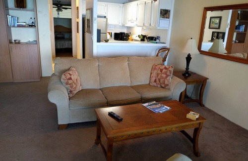 Historic Kailua Village Condo | Oceanfront with Endless Ocean View, Gorgeous sunsets, WiFi, and King Bed