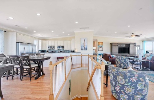 Oak Island House | Oceans 12: A luxurious 12-bedroom oceanfront retreat in Oak Island, NC.