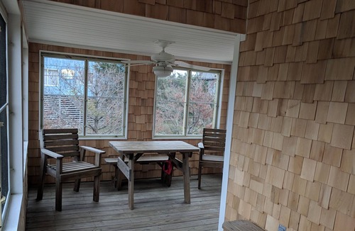 Avon Cottage | Oceanside - 4 lots from Oceanfront - Public Beach Access