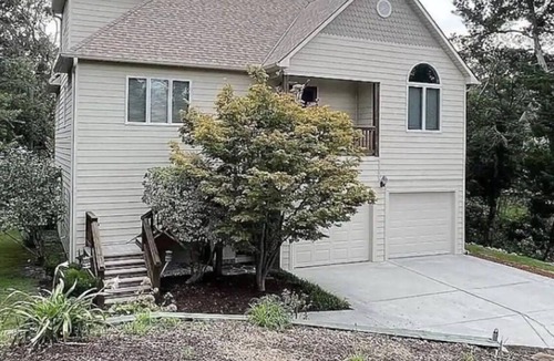 Emerald Isle House | Oceanside, Kid-Friendly Emerald Isle Home w/Hot Tub and 2 Kitchens