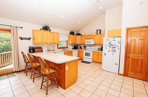 Southern Shores House | Oceanside, Private Pool, Golf Cart, Bar, Hot Tub, Rec Rm, SS4, Sunning Your Bunns