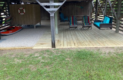 Avon Cottage | Oceanside - steps to beach