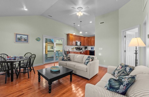 Frisco House | Oceanside, Steps to the Beach, Hot Tub, Pet Friendly, Ocean and Sound Views