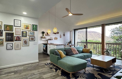 Makaha Apartment | Oceanview Apartment in Paradise. Car rent available