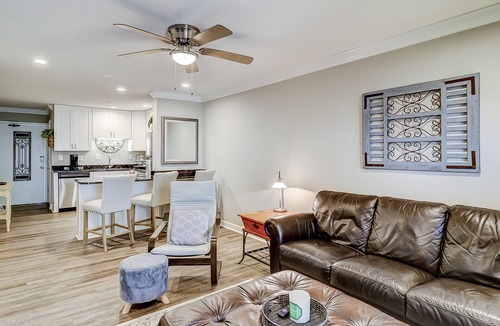 Palmetto Dunes Condo | Oceanview condo at Port Royal with pools, tennis, & beach access