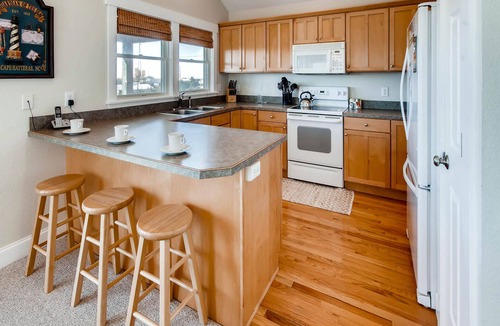 Waves House | Oceanview Dog Friendly Home with Private Pool, Hot Tub, Game Room, Wet Bar