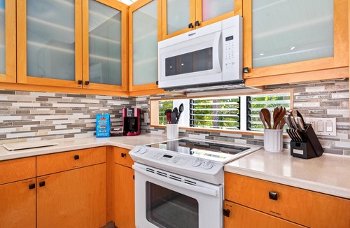 Keauhou House | Oceanview Townhome, freshly updated in Keauhou, close to Kona.