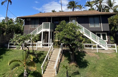 Kihei Apartment | OCT-Nov 2025 SPEC! 2BR/1BA BEACHFRONT - GREAT LOCATION- EXCEPTIONAL REVIEWS
