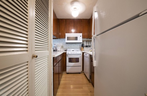 Kahana Condo | October Fall Deal @ $145/night-Ocean views-ks b3b