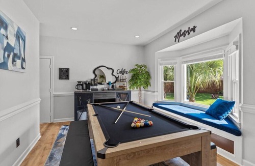 Wilmington House | OG Paradise | Private Pool & Hot Tub | Luxe Oasis