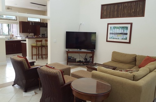 Keaau House | Ohia Modern Home - Harmony in Paradise