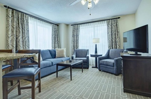 Old Town West Resort | Old Town Alexandria Vacation Resort!