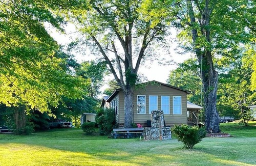 Inman House | On Lake Bowen, SC beautiful views in quiet location
