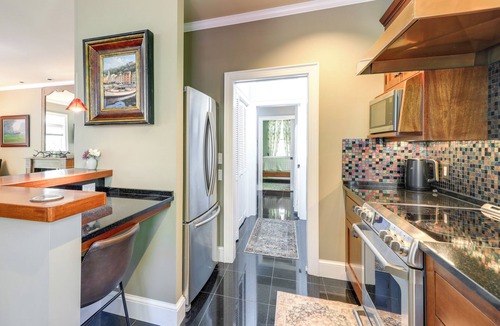 Craven County House | On-Site Creek! Peaceful Wooded Retreat in Havelock