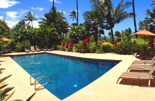 Kahului Villa | On the Beach! Luxury Private Villa 4bdrm, Pool, Maid service incl.