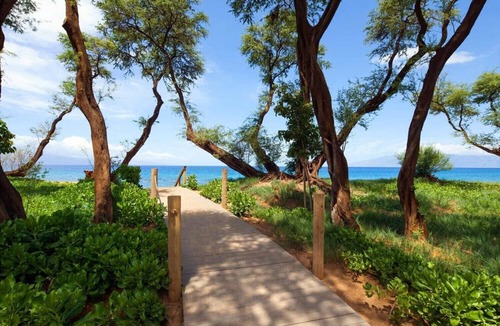 Kaanapali Villa | One-Bedroom Premium Villa at the Westin Nanea, with Private Balcony