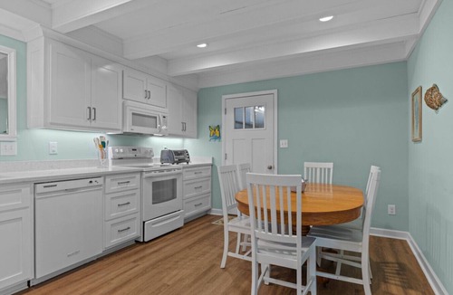 Morehead City House | One Block to the Water | Walk to Downtown Beaufort