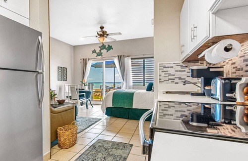Kahana Condo | Only 10 Feet from the Ocean! Fresh and Updated Pohailani 102 Studio - Sleeps 2