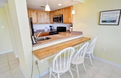 Sneads Ferry Condo | Open and Airy Oceanfront Unit with amazing views