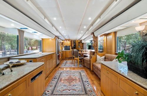 Austin Villa | Opulent Luxury Villa Retreat near Lake Walter E. Long in Texas