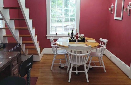 Wilmington House | Opuluxe Market Street Oasis