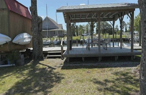 Oriental Cabin | Oriental Cottages #1 on Neuse River in charming Oriental