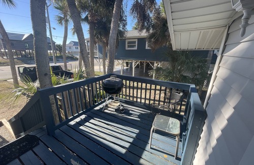 Edisto Island House | Original Edisto Beach Cottage Across the Street from the Beach