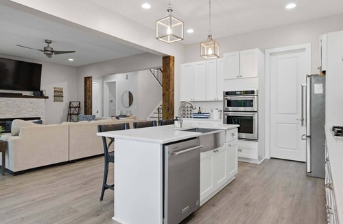 Mooresville House | Overlook Cove by SoCharm | Game room, basketball, board games, kayaking, and more