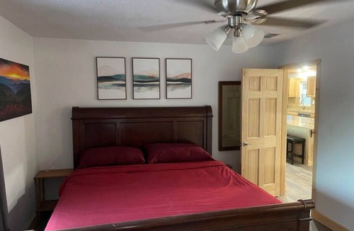 Banner Elk Cabin | Overlook Lodge 5 min to slopes 5 King Master ensuites 7 bedrooms 8 baths amazing views.