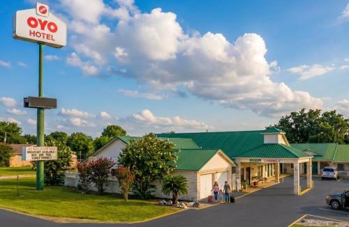 Sweet Home Hotel | OYO Hotel Yoakum West
