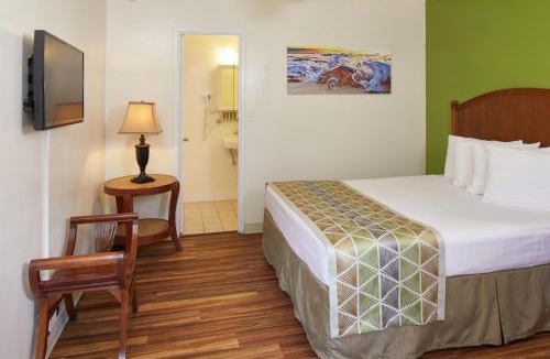 Western Honolulu Hotel | Pacific Marina Inn Airport