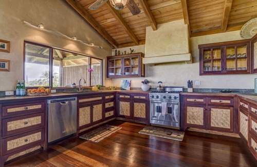 Kuau House | Paia beach house with huge ocean view and only one minute walk to Kuau beach