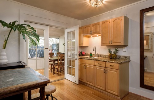 Paia Hotel | Paia Inn - 1 Bedroom Deluxe Suite - Garden View