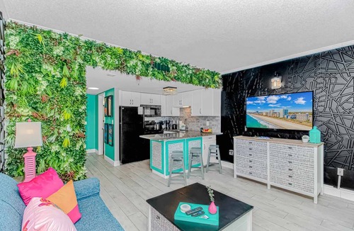 Myrtle Beach Condo | Palace 1005