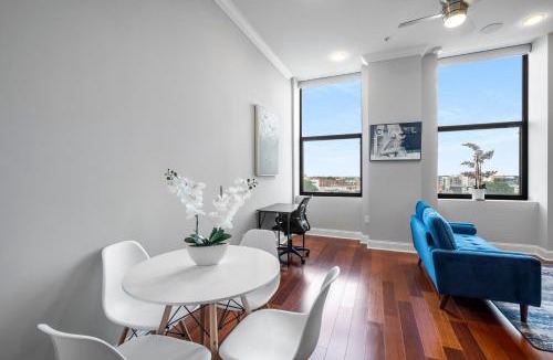 Olde Kensington Apartment | Palatial 1BR with Rooftop Pool